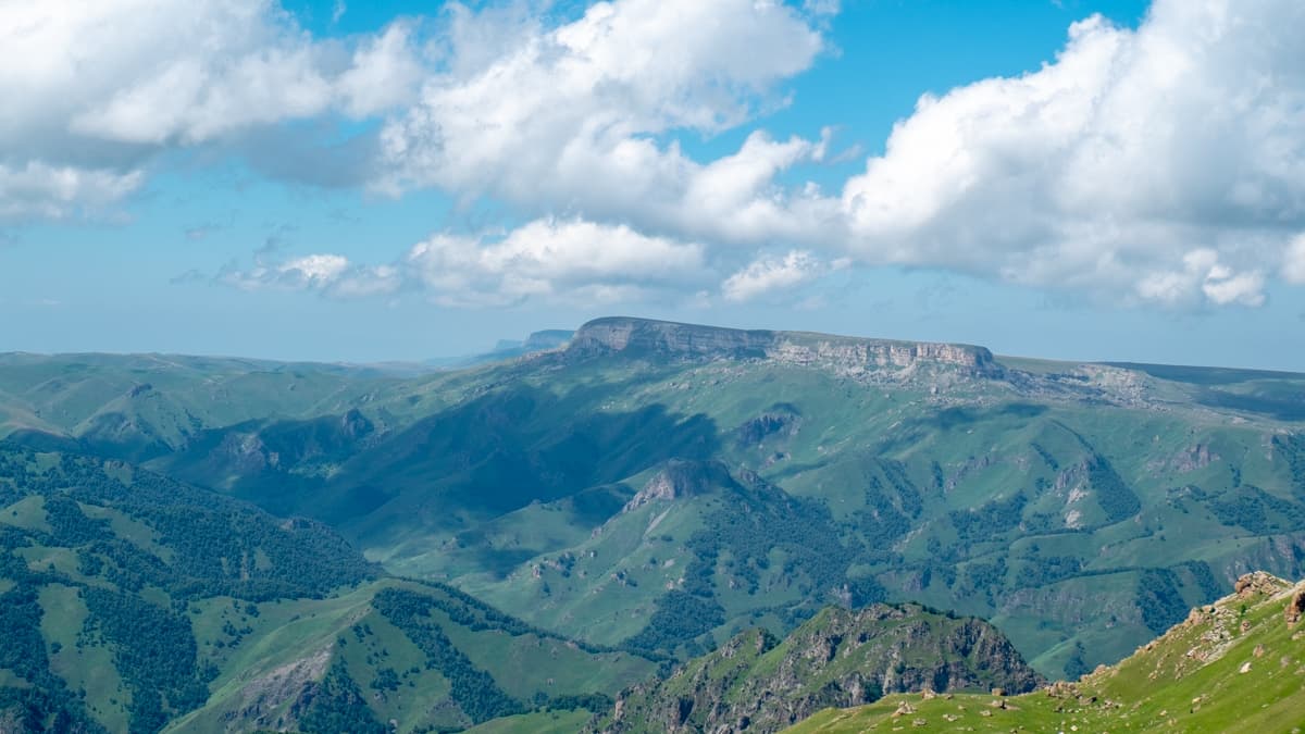 image Гудгора, а за ней Гумбаши