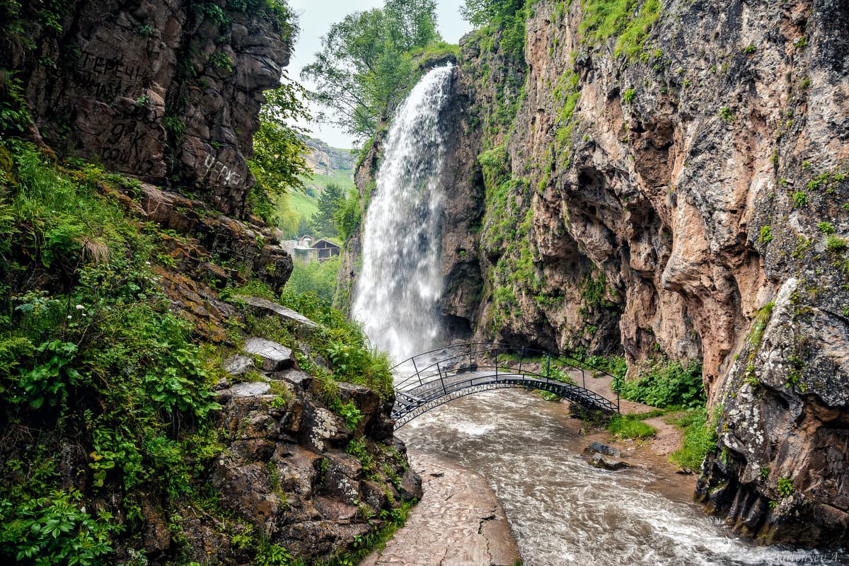 image Медовые водопады